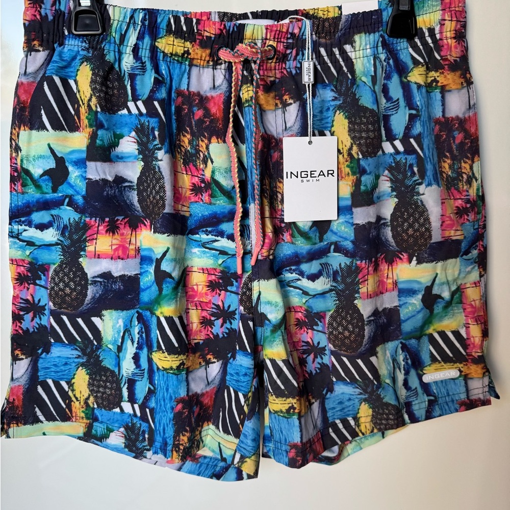 Ingear Men’s print stretch shorts size M “surf collage”